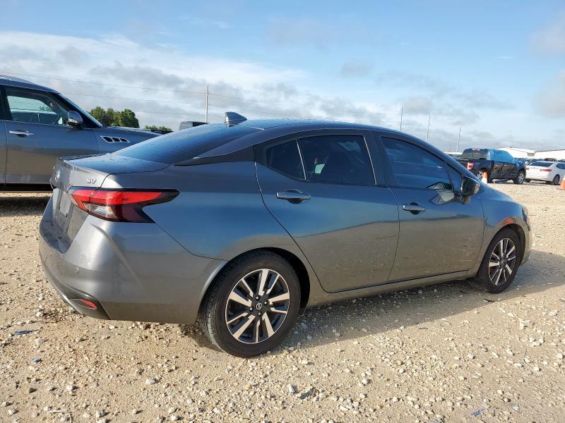  NISSAN VERSA 2021 Серый