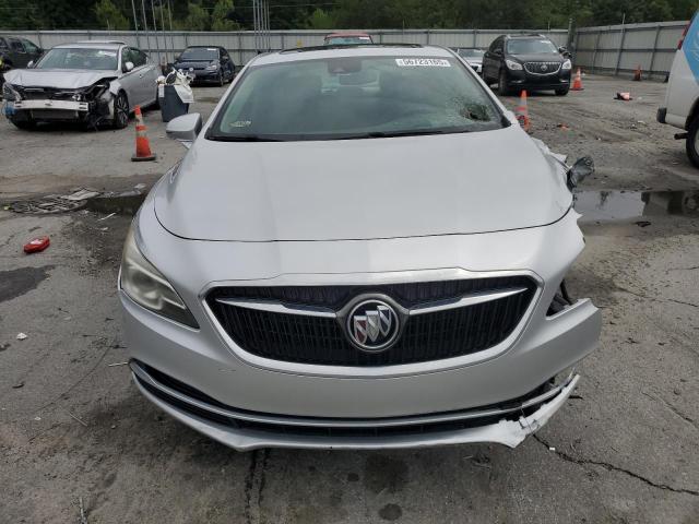  BUICK LACROSSE 2018 Srebrny