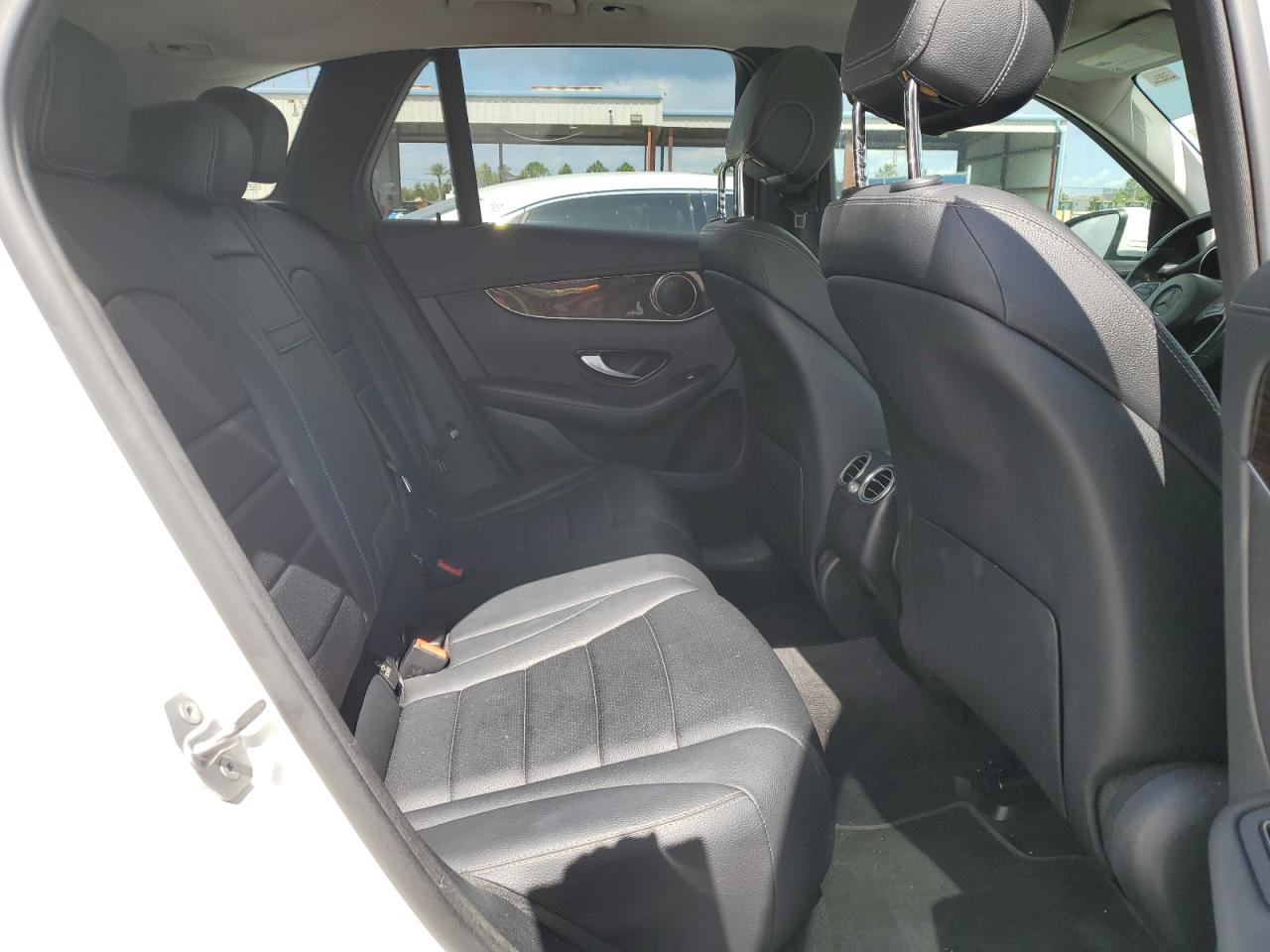 2016 Mercedes-Benz Glc 300 VIN: WDC0G4JB0GF105013 Lot: 57078445