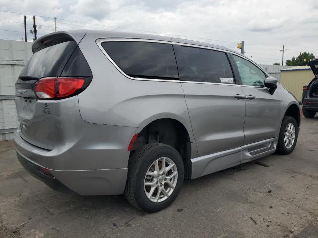  CHRYSLER PACIFICA 2017 Srebrny