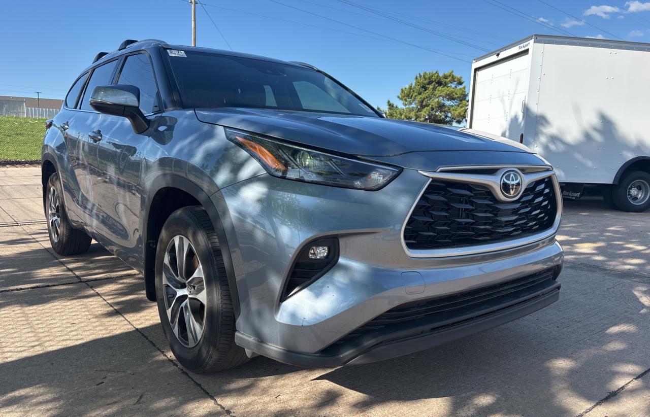 2023 Toyota Highlander L de vânzare în Oklahoma City, OK - Minor Dent/Scratches