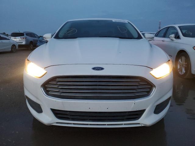 Седаны FORD FUSION 2016 Белый