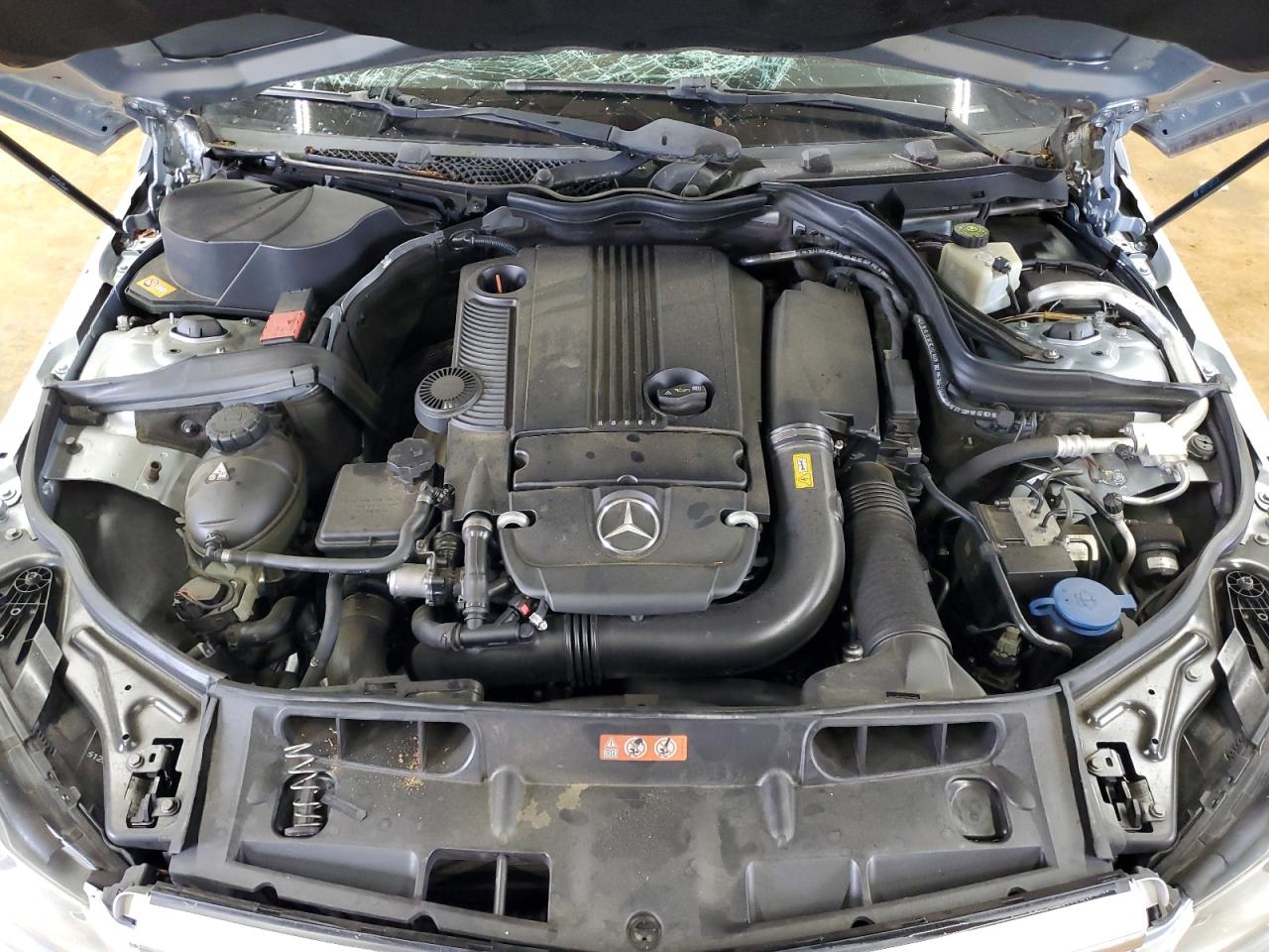2013 Mercedes-Benz C 250 VIN: WDDGF4HB8DA810556 Lot: 56833295