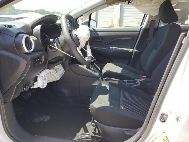  NISSAN VERSA 2024 Белы