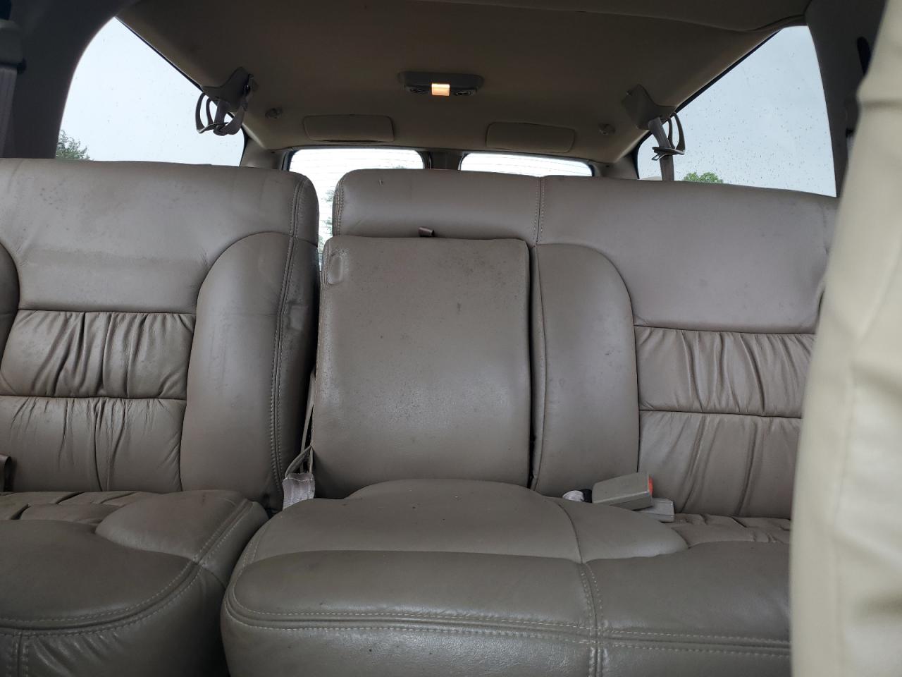 1999 Chevrolet Suburban K1500 VIN: 3GNFK16R4XG271981 Lot: 56621605