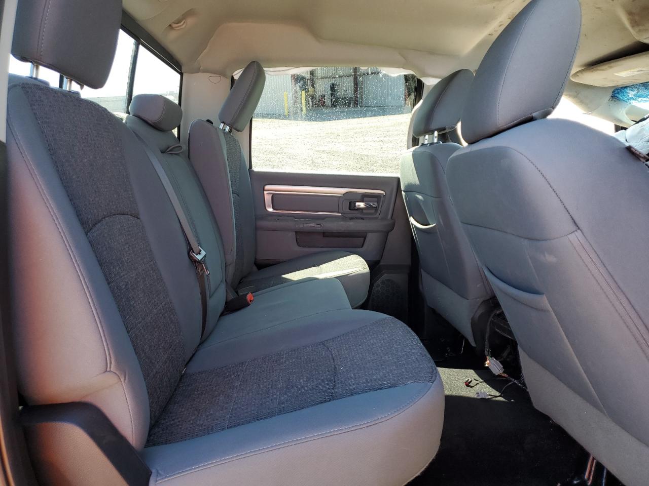 2017 Ram 1500 Slt VIN: 1C6RR7LT6HS842411 Lot: 92430155