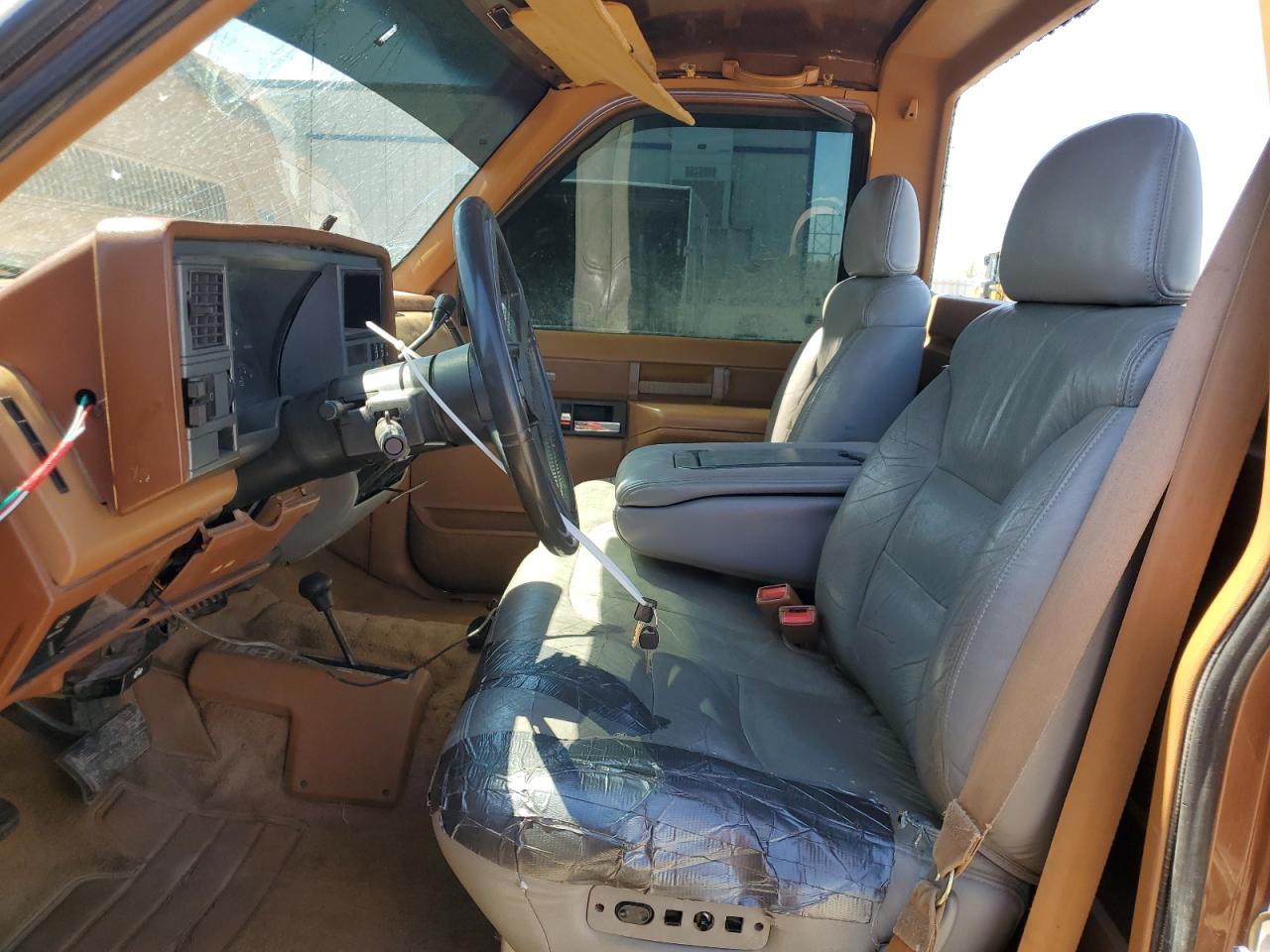 1989 Chevrolet Gmt-400 K2500 VIN: 1GCGK24K7KE202095 Lot: 56152855