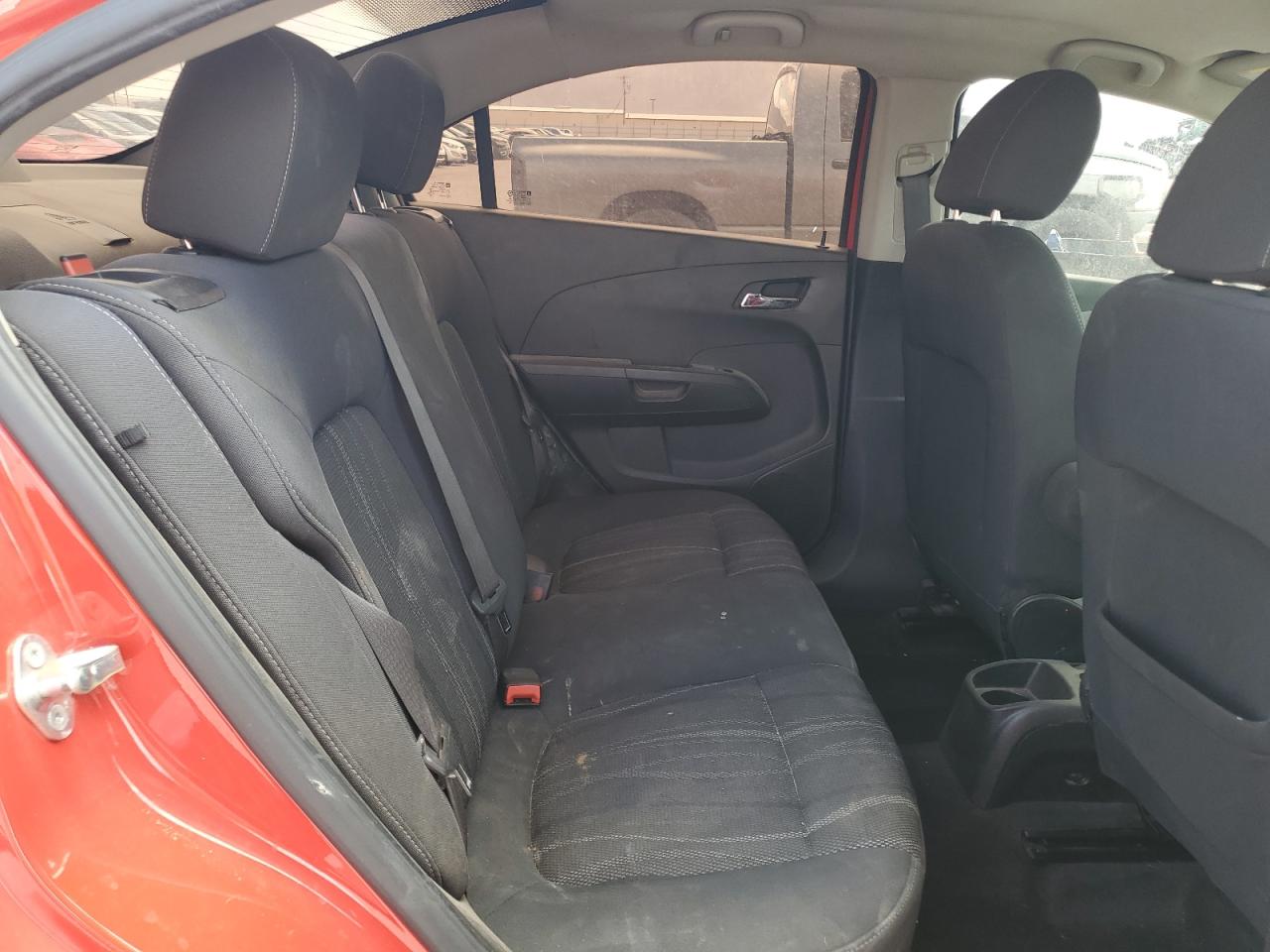1G1JC5SH5G4185489 CHEVROLET SONIC 2016