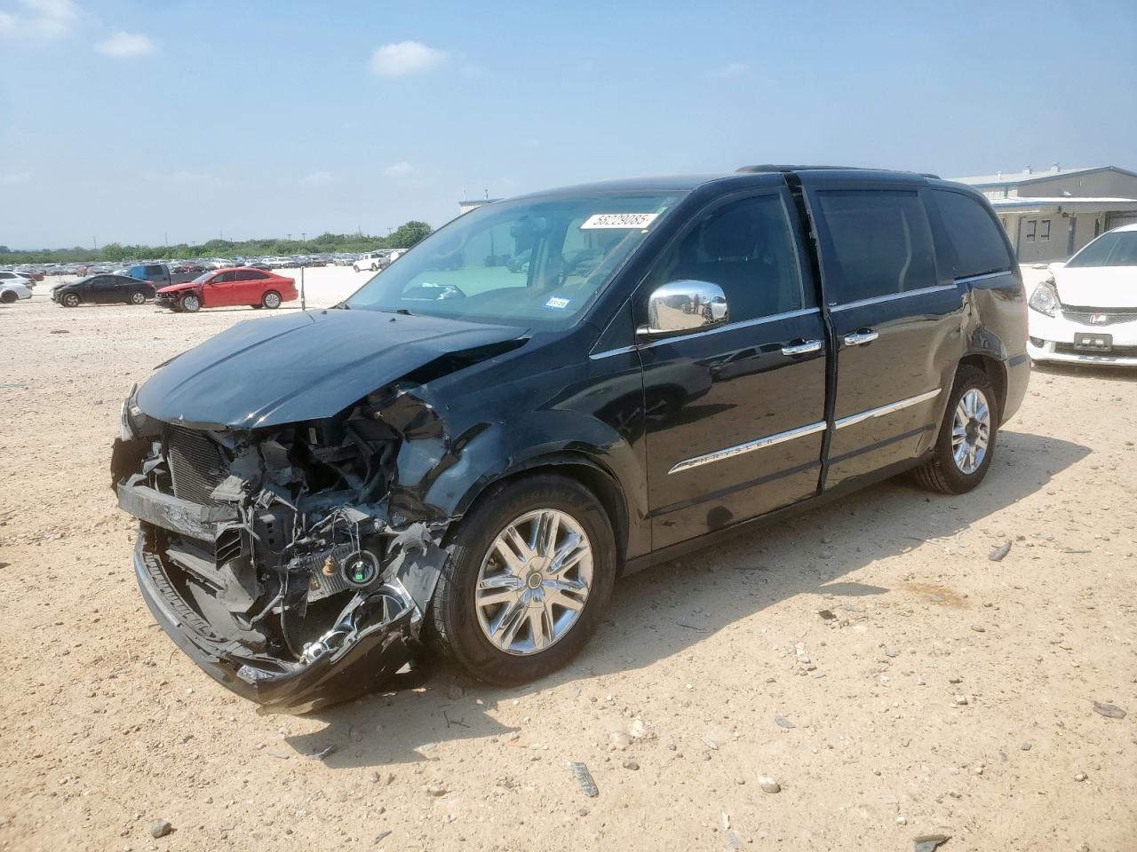 2012 Chrysler Town & Country Touring L للبيع في San Antonio، TX - Front End