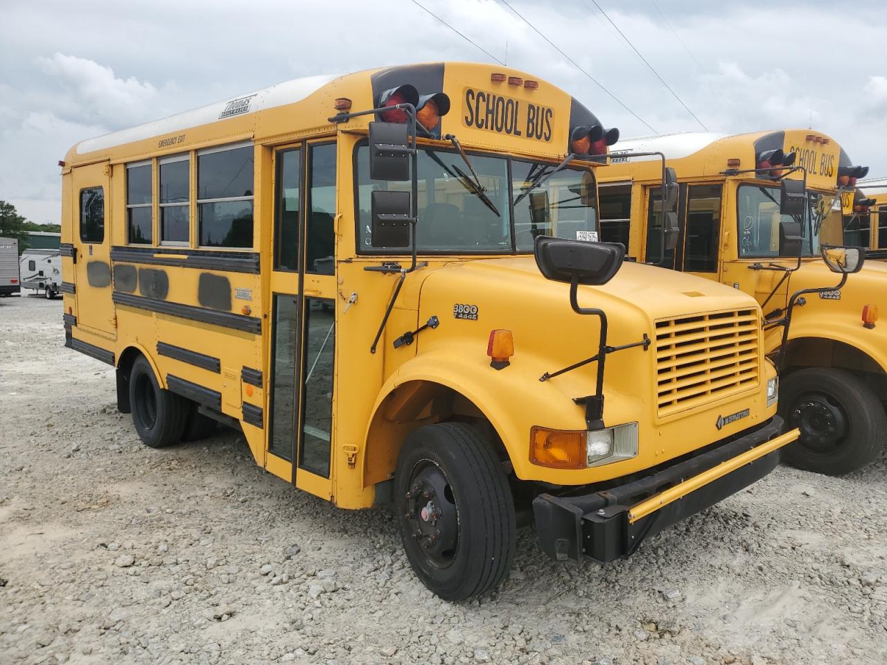 2002 International 3000 3800 zu verkaufen in Loganville, GA - Minor Dent/Scratches