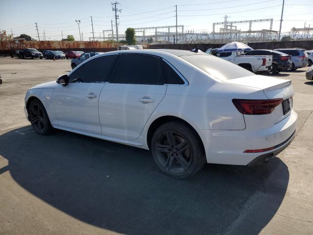  AUDI A4 2018 Белый