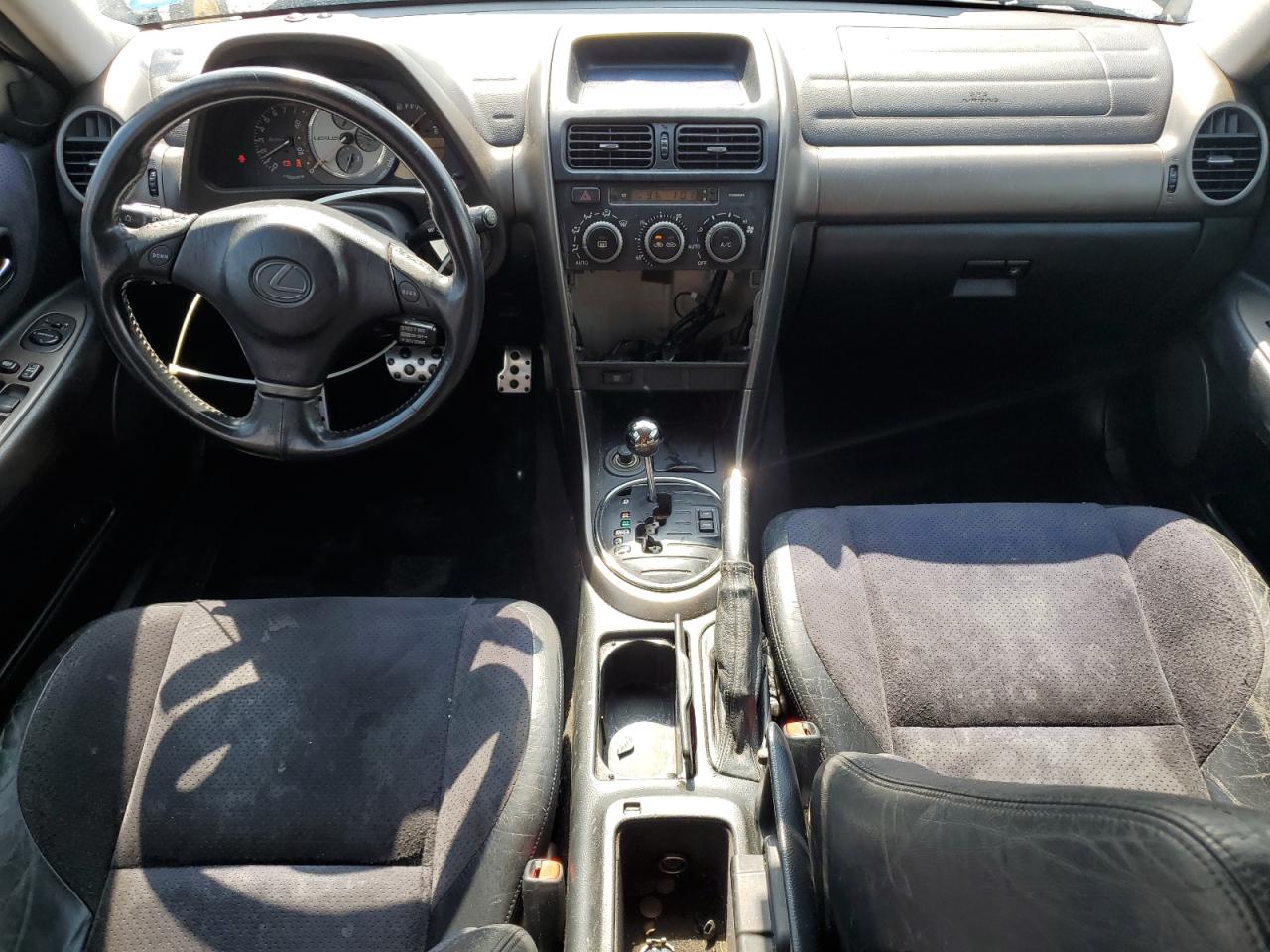 2001 Lexus Is 300 VIN: JTHBD182810014334 Lot: 56397165