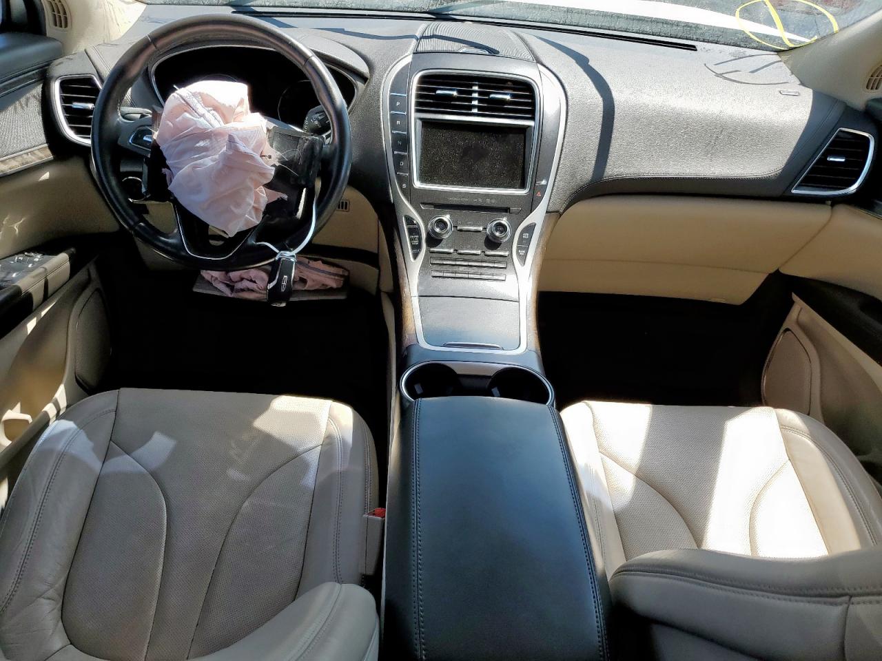 2lmpj6lr8hbl21786 2LMPJ6LR8HBL21786 2017 Lincoln Mkx Reserve