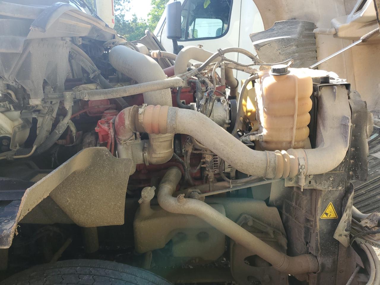2016 International Prostar Semi Truck VIN: 3HSDJAPR1GN208776 Lot: 56572955