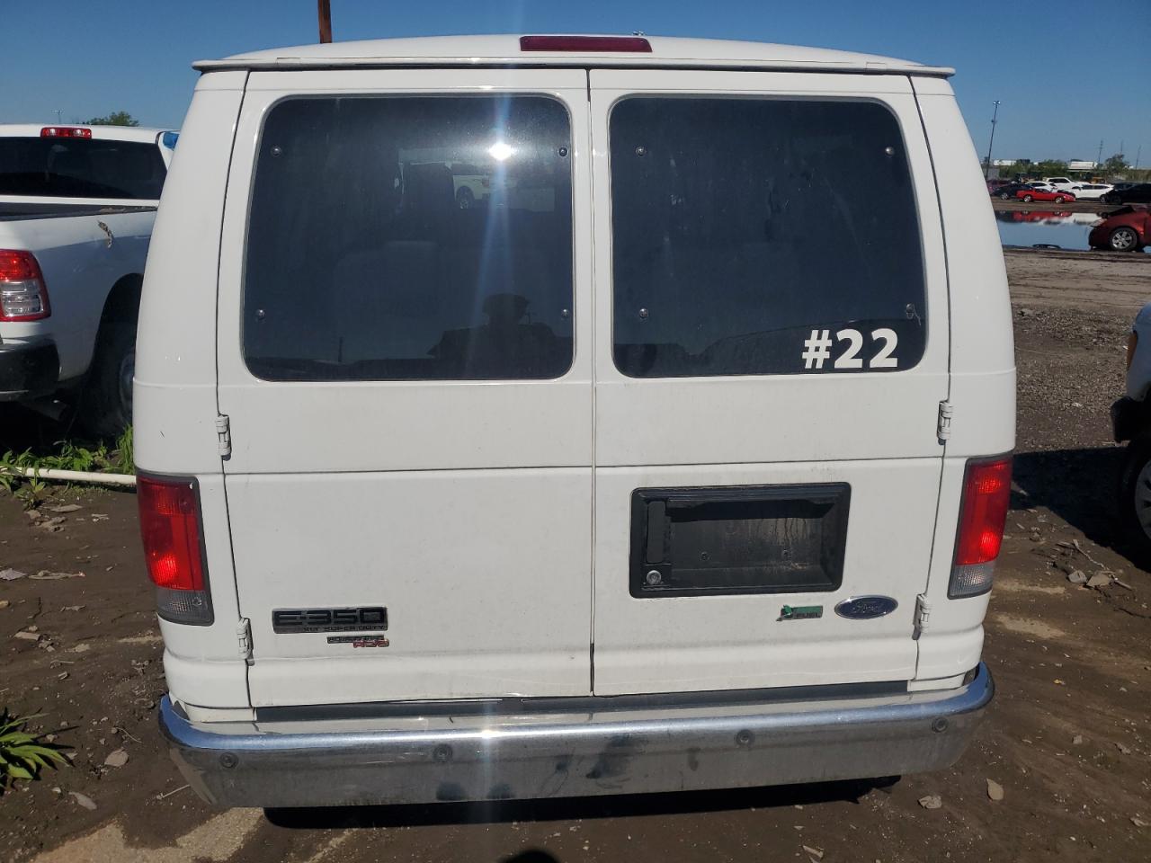 2014 Ford Econoline E350 Super Duty Wagon VIN: 1FBNE3BL9EDA93766 Lot: 57099235