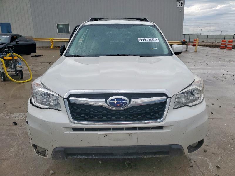  SUBARU FORESTER 2015 Белый