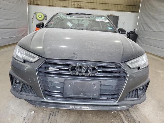  AUDI A4 2019 Серый