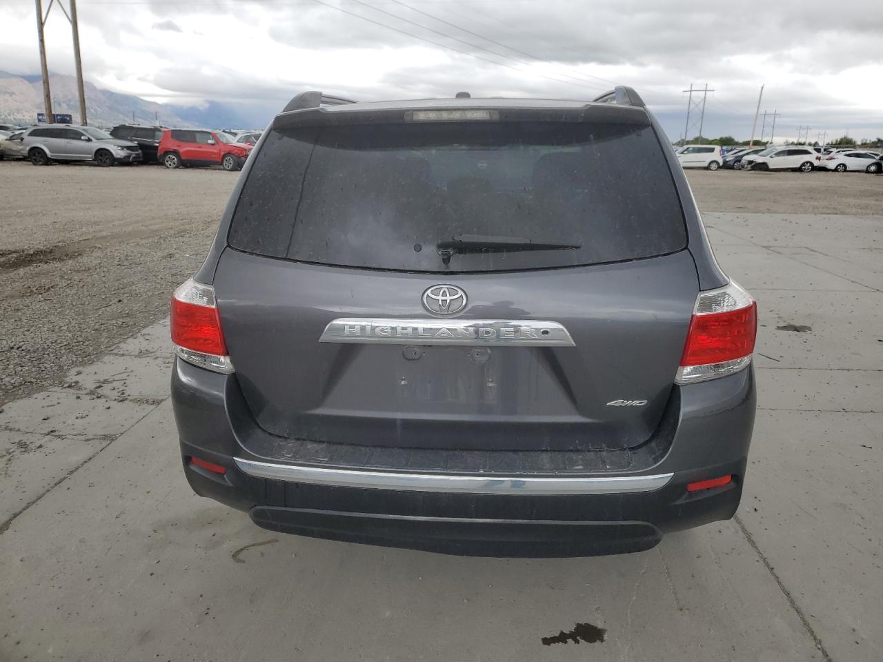 2012 Toyota Highlander Base VIN: 5TDBK3EH8CS161359 Lot: 57049555