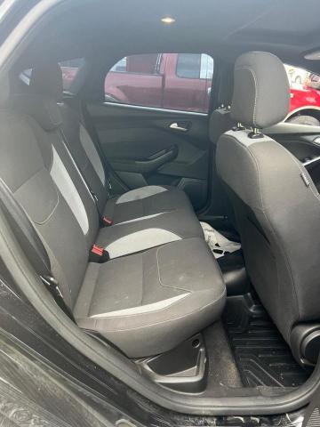Hatchbacks FORD FOCUS 2016 Black