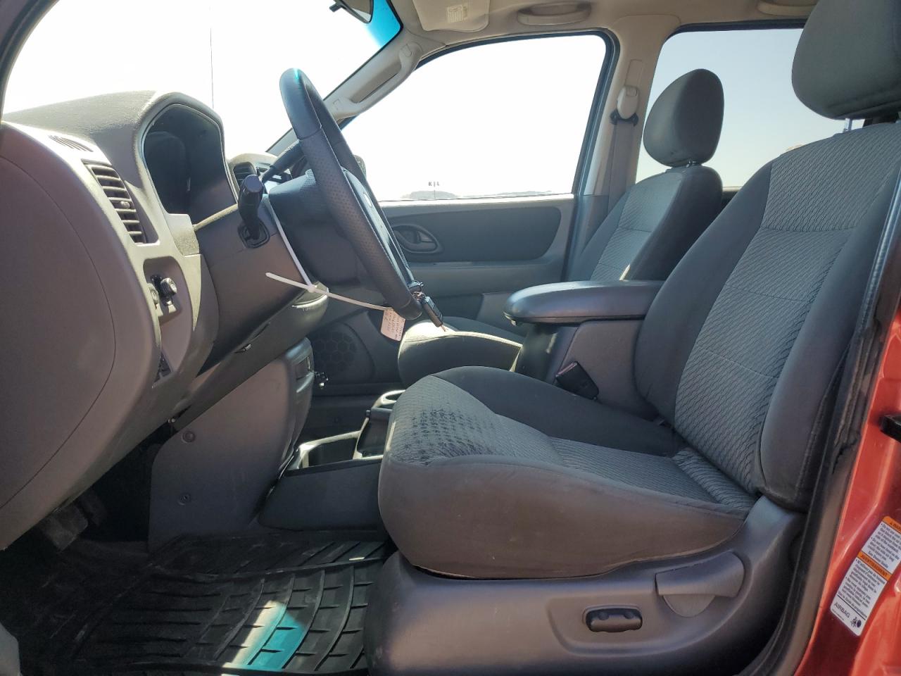 2003 Ford Escape Xlt VIN: 1FMCU93143KA12635 Lot: 57413615