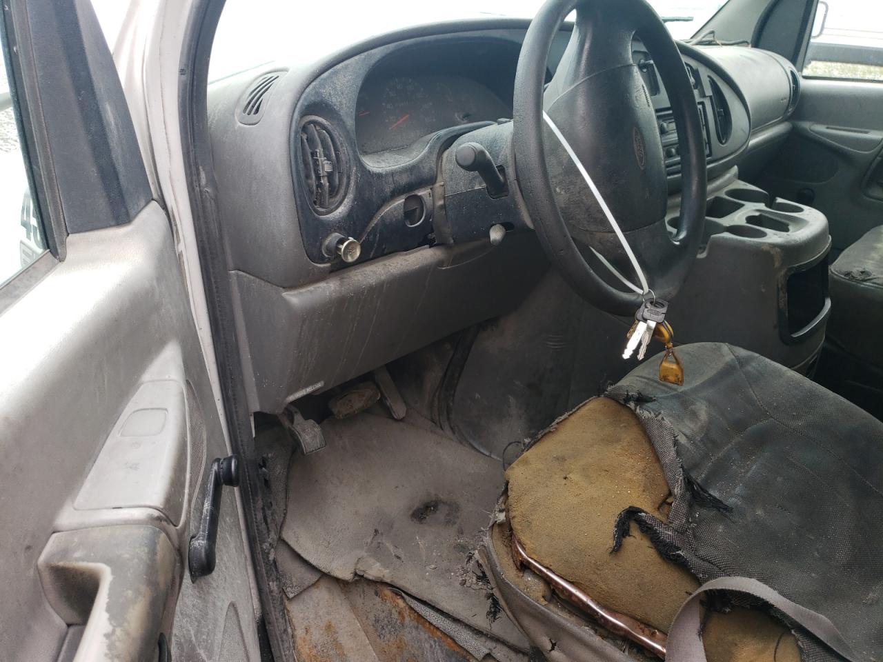 2002 Ford Econoline E450 Super Duty Cutaway Van VIN: 1FDXE45F02HA72496 Lot: 57474595