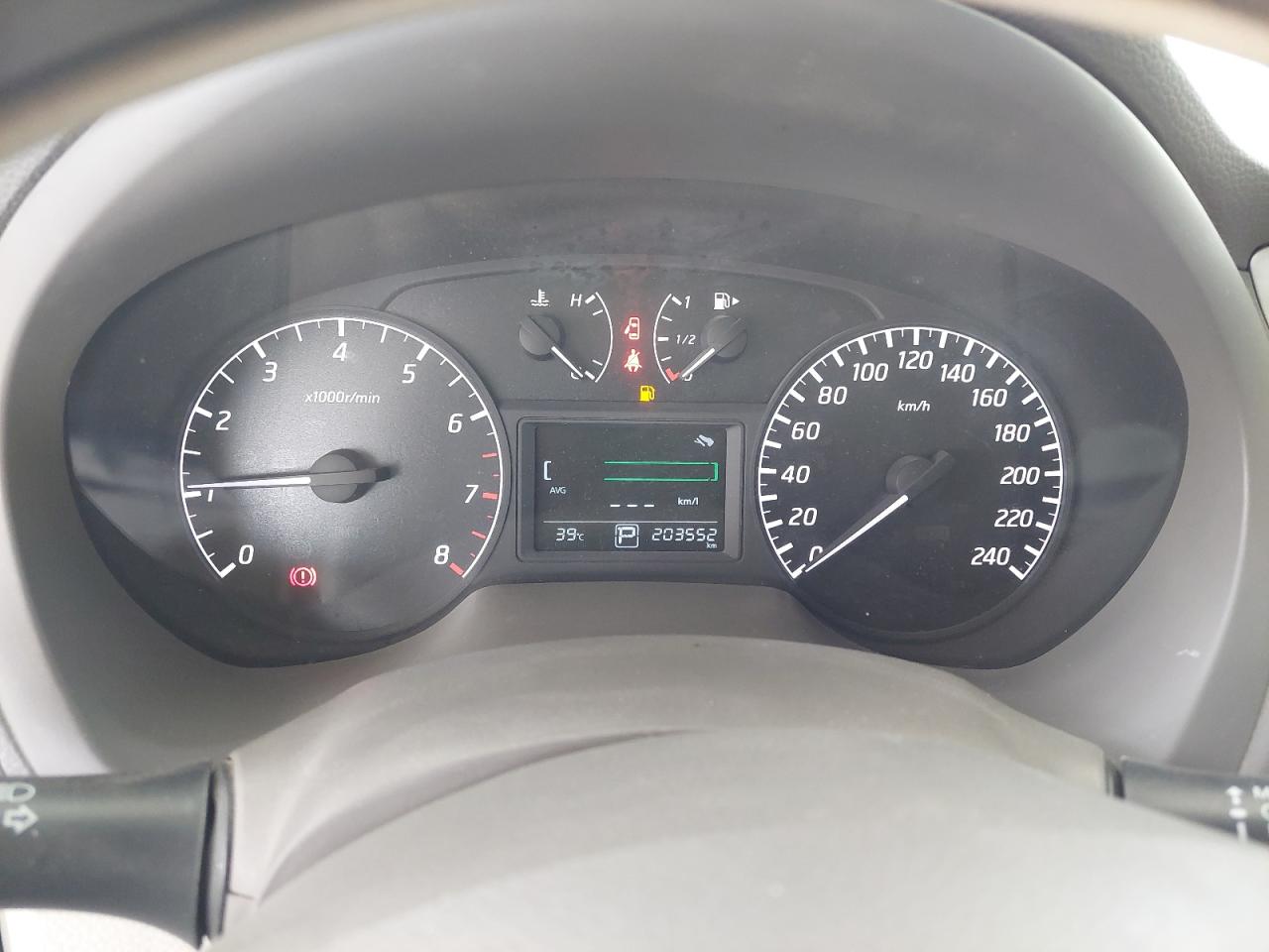 MNTBC2C94G6008804 - 2016 Nissan Tiida - #58644885