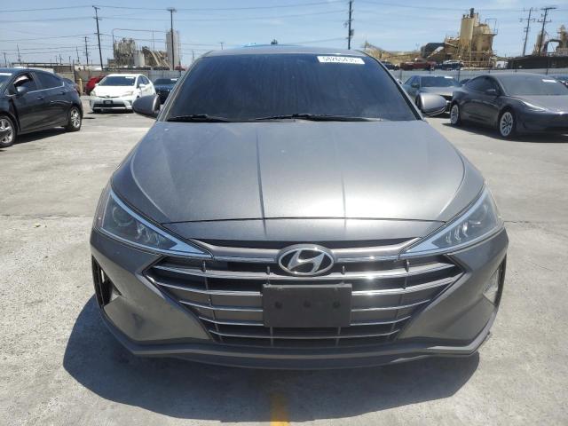  HYUNDAI ELANTRA 2019 Серый