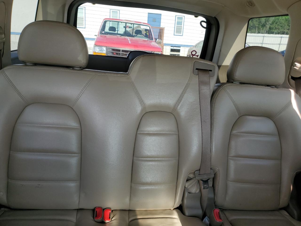 2005 Ford Explorer Xlt VIN: 1FMZU63K25UA96267 Lot: 56800105