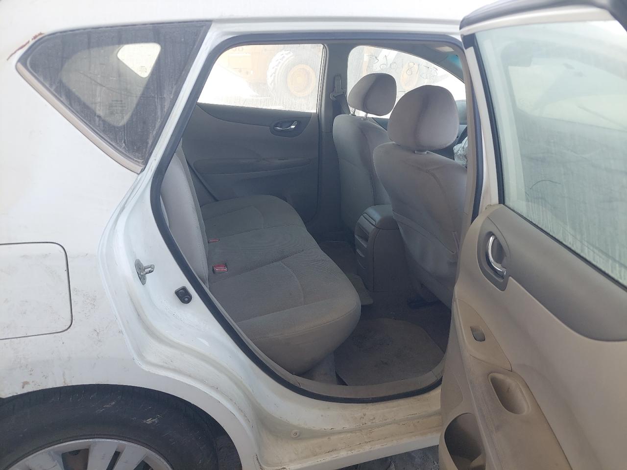 MNTBC2C93G6011063 - 2016 Nissan Tiida - #undefined