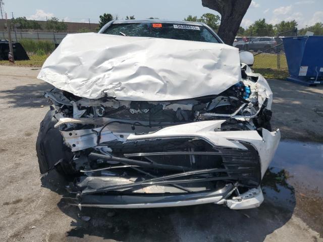  TOYOTA CAMRY 2021 White