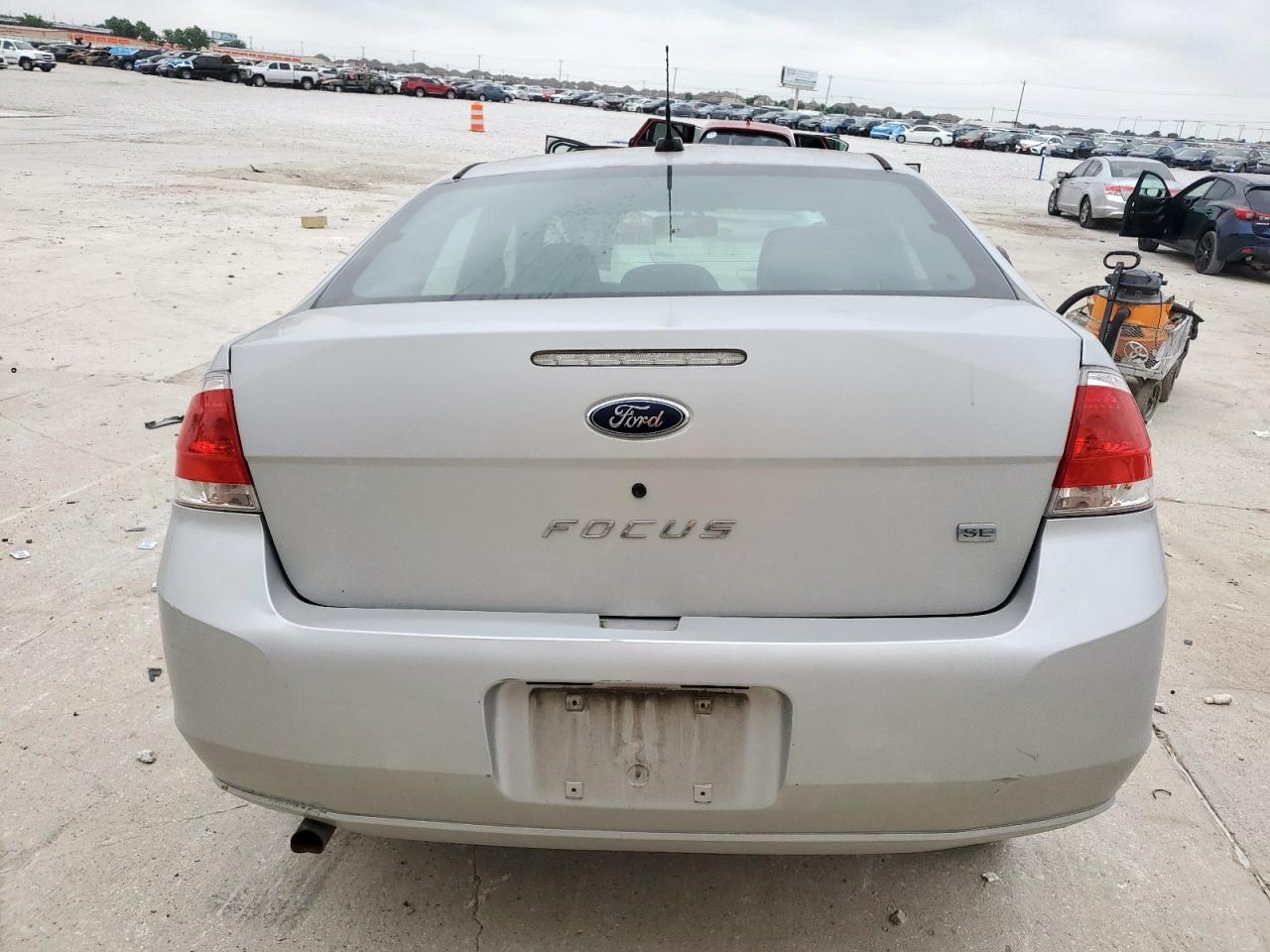 2009 Ford Focus Se VIN: 1FAHP35N49W221086 Lot: 65044185