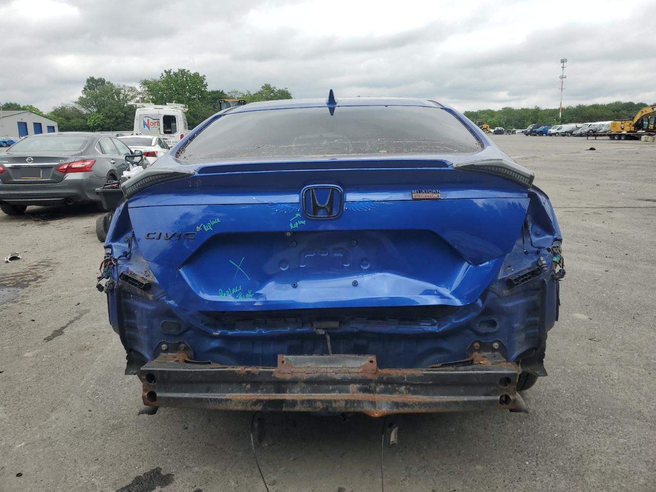 2HGFC1E32HH643758 HONDA CIVIC 2017