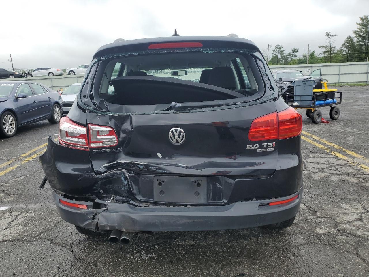 2015 Volkswagen Tiguan S VIN: WVGBV7AX5FW575596 Lot: 58424745