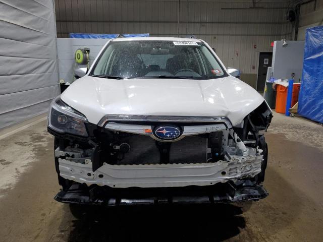  SUBARU FORESTER 2021 Белы
