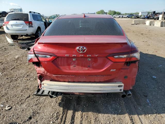  TOYOTA CAMRY 2021 Красный