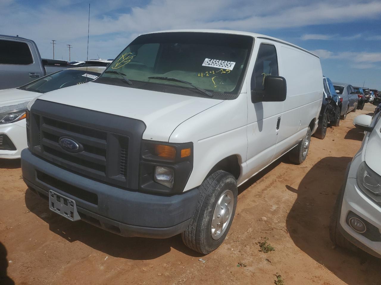 2014 Ford Econoline E150 Van for Sale in Andrews, TX - Minor Dent/Scratches