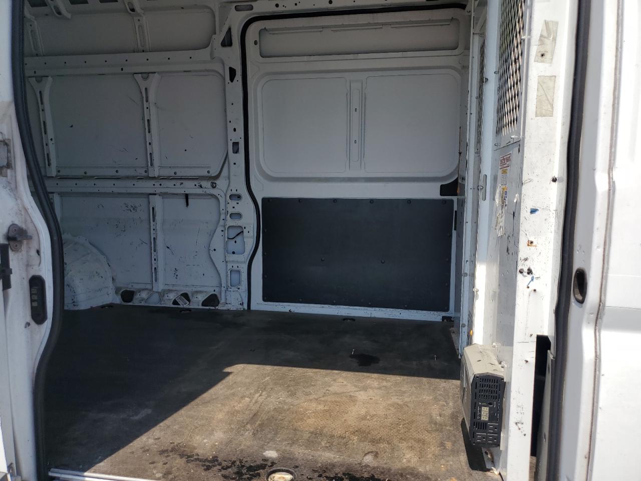 2018 Ram Promaster 2500 2500 High VIN: 3C6TRVDG2JE145869 Lot: 58159735