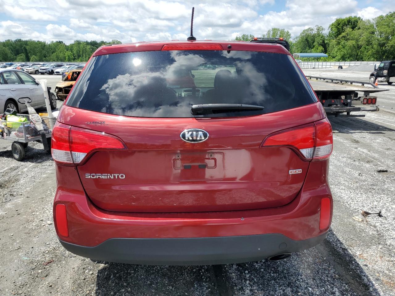 2015 Kia Sorento Lx VIN: 5XYKT3A62FG586773 Lot: 56992475