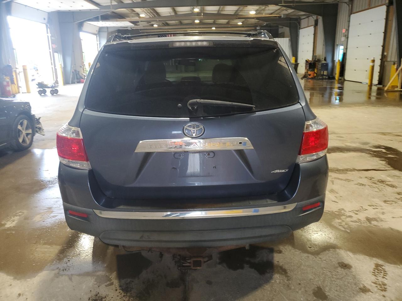2013 Toyota Highlander Base VIN: 5TDBK3EH8DS197117 Lot: 56550315