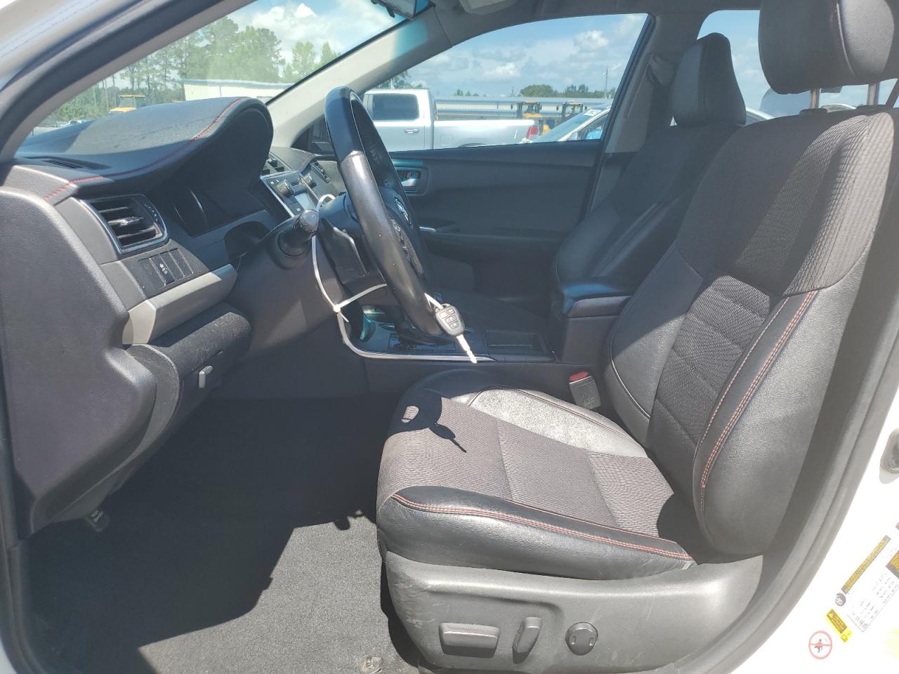 2016 Toyota Camry Le VIN: 4T1BF1FK2GU260582 Lot: 57067945