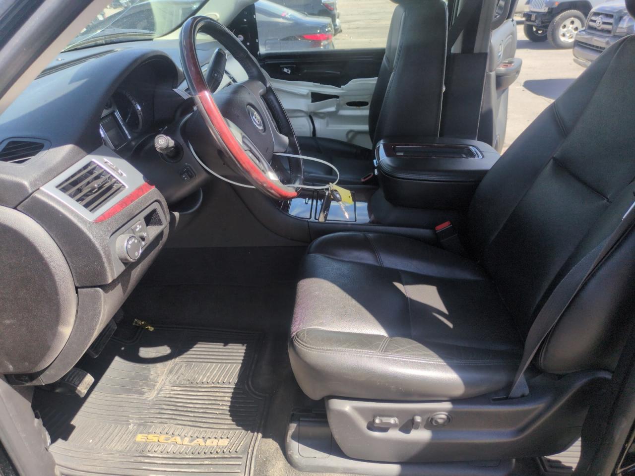 2014 Cadillac Escalade Luxury VIN: 1GYS4BEF4ER127952 Lot: 57173745