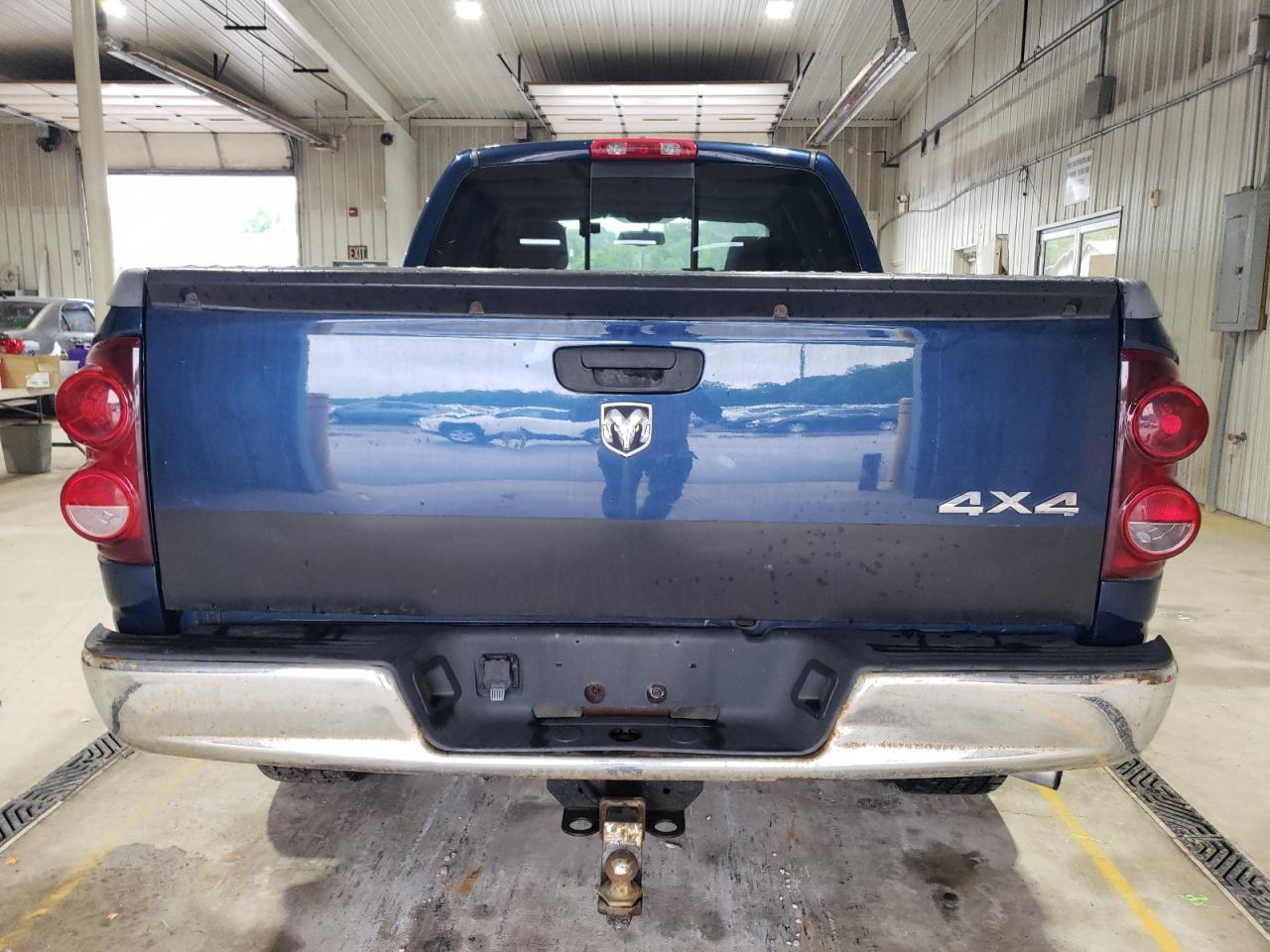 2007 Dodge Ram 1500 St VIN: 1D7HU18217J560882 Lot: 56947185
