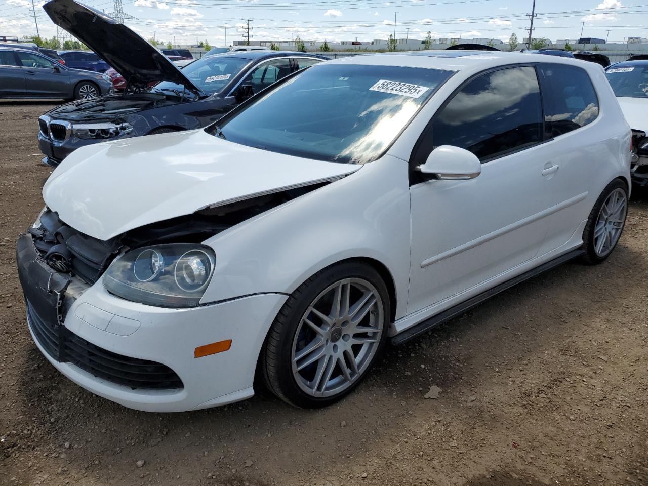 2008 Volkswagen R32 იყიდება Elgin-ში, IL - Front End