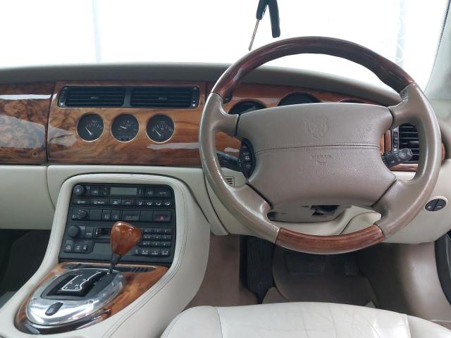 2000 JAGUAR XK8 CONVER