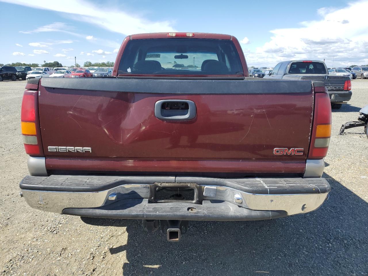 2000 GMC New Sierra K1500 VIN: 1GTEK19T9YE131137 Lot: 56716215
