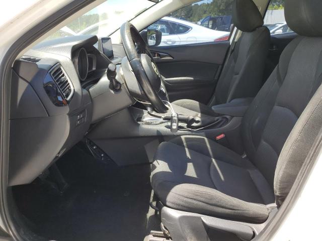 Sedans MAZDA 3 2015 White