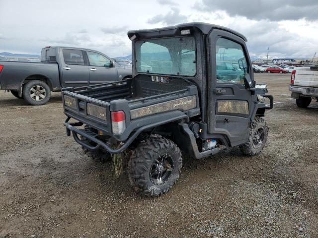 2021 JOHN DEERE XUV835R  