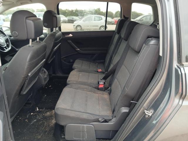 2018 VOLKSWAGEN TOURAN SE