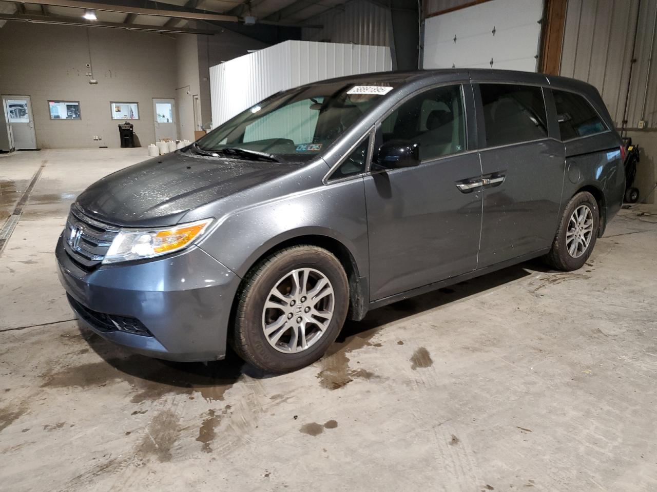 West Mifflin, PA에서 판매 중인 2011 Honda Odyssey Ex - Burn - Engine