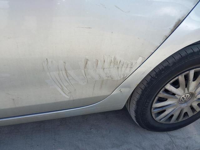2010 VOLKSWAGEN GOLF S